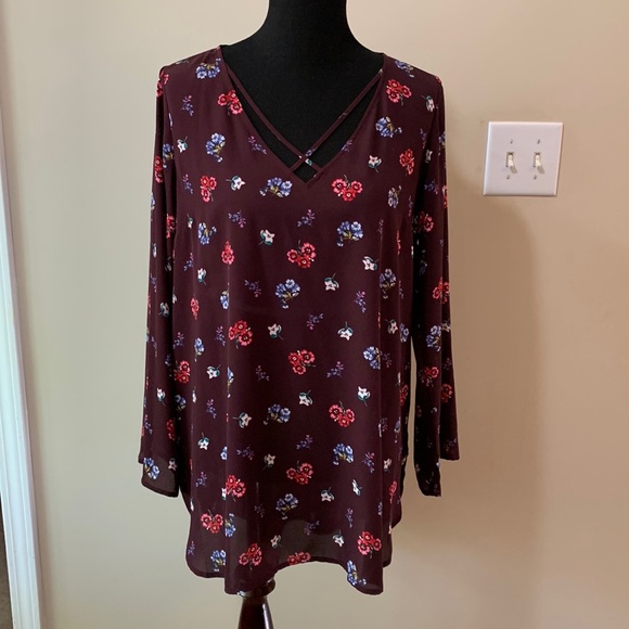 Express Tops - EUC Maroon Floral Sheer V-Neck Top